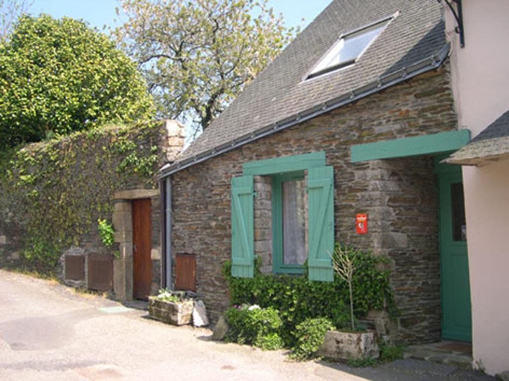 Les Locations Du Puits Bed & Breakfast โรชฟอต์อองแตร์ ห้อง รูปภาพ