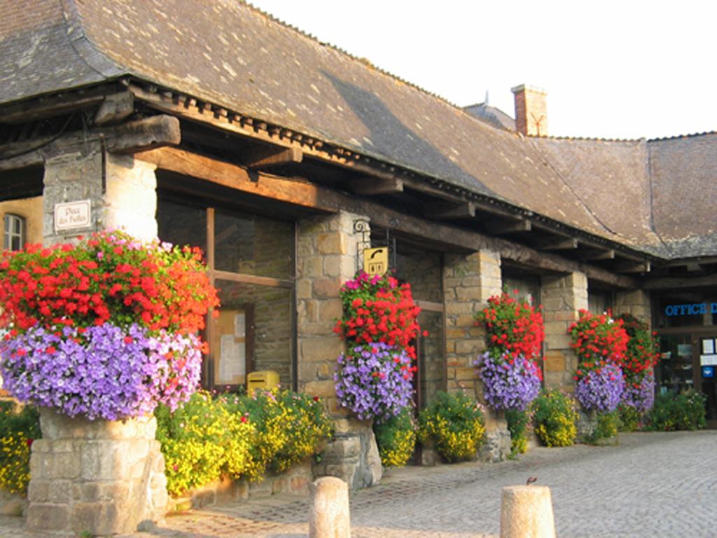 Les Locations Du Puits Bed & Breakfast โรชฟอต์อองแตร์ ภายนอก รูปภาพ