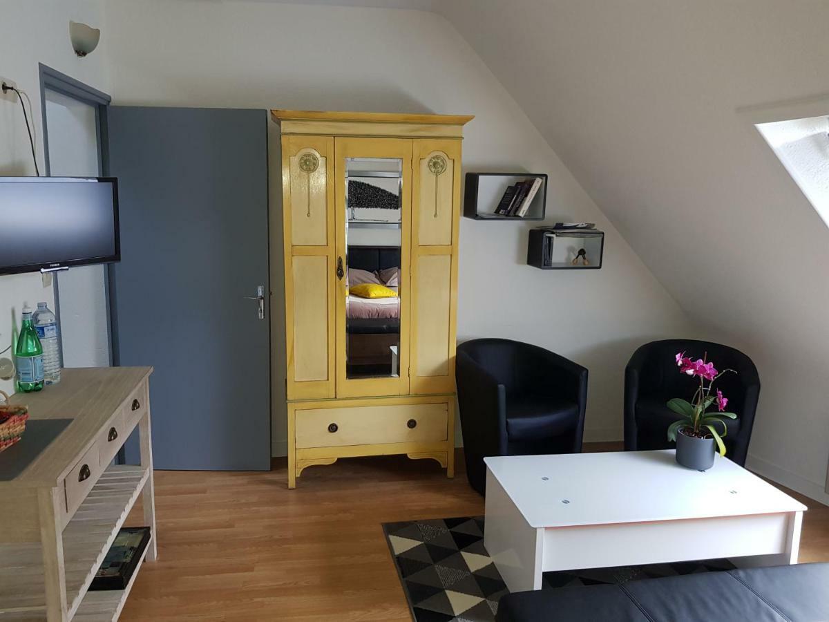 Les Locations Du Puits Bed & Breakfast โรชฟอต์อองแตร์ ภายนอก รูปภาพ